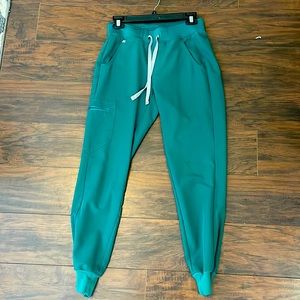 Figs jogger scrub pants size XS Hunter Green